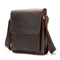 Besace en cuir de vache vue de profil, épaisseur 8 cm